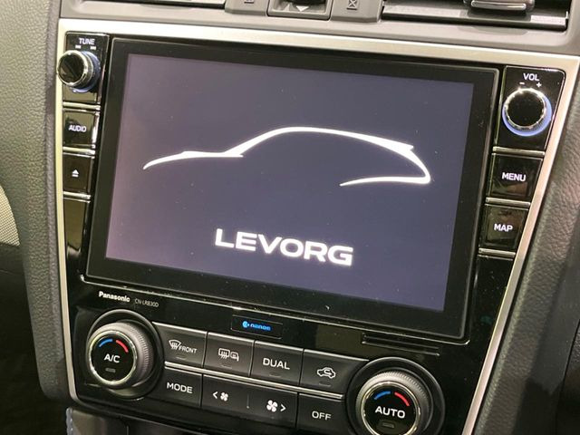 �y���[�J�[����8�^�i�r�z�C���e���A�ɗn�����ރX�^�C���b�V���ȁu��p�݌v�v���[�J�[�i�r�𑕔��􎋔F���⑀�쐫�ȂǊ�{���\�ɂ��D��A���㎿�ȃJ�[���C�t�����y���݂��������܂��B