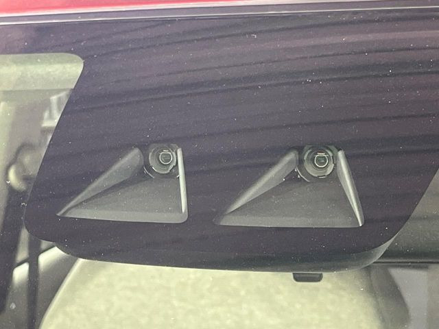 �y�X�}�[�g�A�V�X�g�z���s���ɑO���̎ԗ�����F�����A�Փ˂������Ȏ��͌x��ƃu���[�L�ŏՓˉ���Ɣ�Q�y�����A�V�X�g�B�����S�Ƀh���C�u�����y���݂��������܂��B