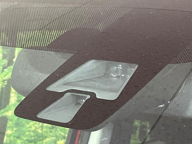 �y�O�He-Assist�z���s���ɑO���̎ԗ�����F�����A�Փ˂������Ȏ��͌x��ƃu���[�L�ŏՓˉ���Ɣ�Q�y�����A�V�X�g�B�����S�Ƀh���C�u�����y���݂��������܂��B