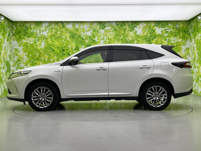 ハリアー2.5 ハイブリッド E-Four プレミアム 4WD