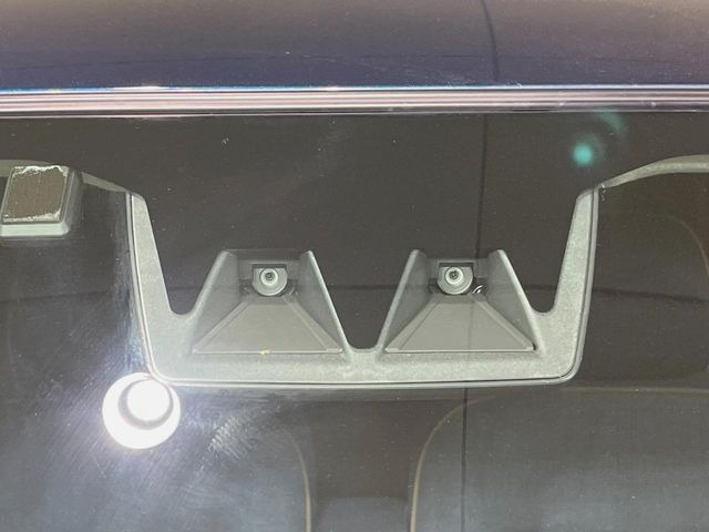 �y�X�}�[�g�A�V�X�g�z���s���ɑO���̎ԗ�����F�����A�Փ˂������Ȏ��͌x��ƃu���[�L�ŏՓˉ���Ɣ�Q�y�����A�V�X�g�B�����S�Ƀh���C�u�����y���݂��������܂��B