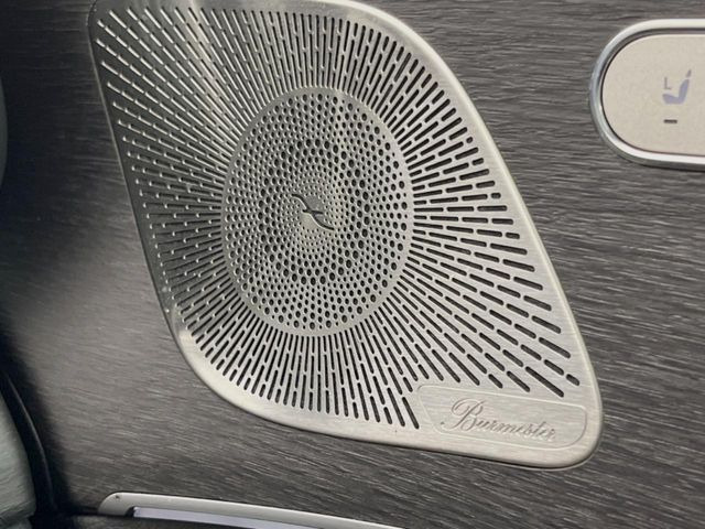 ��Burmester�T���E���h�V�X�e��:�n�C�G���h�I�[�f�B�I��僁�[�J�[����|����Ԑ�p�̃v���~�A���X�s�[�J�[�𑕔��B�����̃X�s�[�J�[����A���̗������܂ŕ����鍂�i���ȉ��y�����y���݂��������܂��B