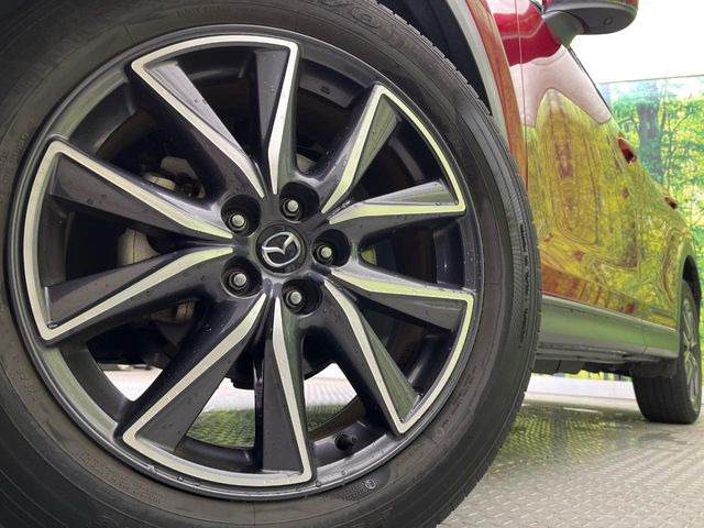 �y����19�C���`�A���~�z�C�[���z�O�ςɃ}�b�`���������A���~�z�C�[���𑕒����Ă���܂��B�e��ЊO�A���~�z�C�[����A�X�^�b�h���X�^�C�����戵�����Ă���܂��B���񂲑��k����������