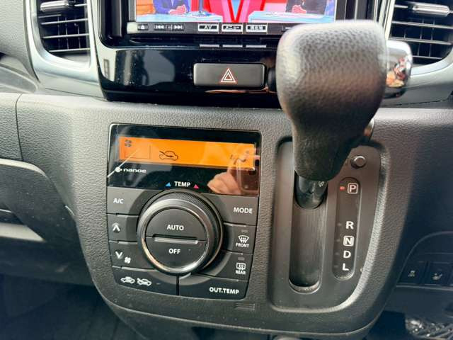 �C�ɂȂ邨�Ԃ�����܂�����E�̓d�b�ԍ����璼�ڂ��X�ɂ��₢���킹���������B�x�����@����ԗ����A��Ԃ܂łȂ�ł������������Ē����܂��B�X�^�b�t�ꓯ���A�����҂����Ă���܂��B