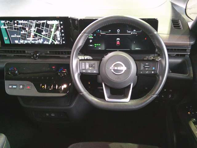 セレナ1.4 e-POWER ハイウェイスターV