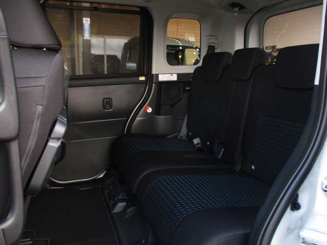 ���d�b�̓t���[�_�C�����łǂ�����0078-6002-334194��(�g��PHS��) ���ꏊ�́A���̓��H���� �p�[�N�h�[��(KK�E�C���O)���� �I�����W�̊����ڈ�ł���