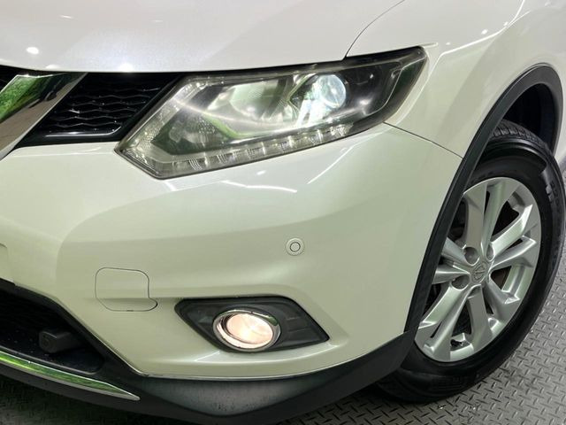 �yLED�w�b�h���C�g�z���V����ԑ��s�����ǍD�Ȏ��E���m�ۂ����S���ĉ^�]�ł��鍂�P�xLED�w�b�h���C�g�𑕔�!�_�����x�������A����d�͂��}�����Ă��܂��B