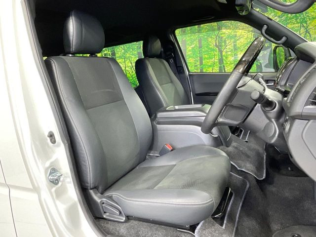 �y�n�[�t���U�[�V�[�g�z�������ƍ���S�n�𗼗������l�C�̃V�[�g���w�ʁE���ʂ̃t�@�u���b�N�f�ނ́A�ʋC���̗ǂ��⊊��ɂ����ɗD��Ă��܂��B�C���╞���ɍ��E���ꂸ���K�ɂ���肢�������܂��B