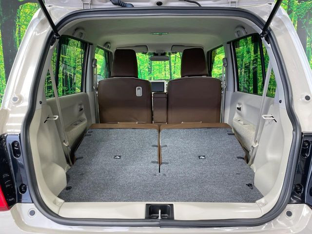 ���i�̂���������ʋ΁A���}���ɏ\���ȉ׎��X�y�[�X���m�ۂ��Ă���܂��B�Z�J���h�V�[�g��|���ƁA�傫�ȉו��̐ύڂ��\�ł���