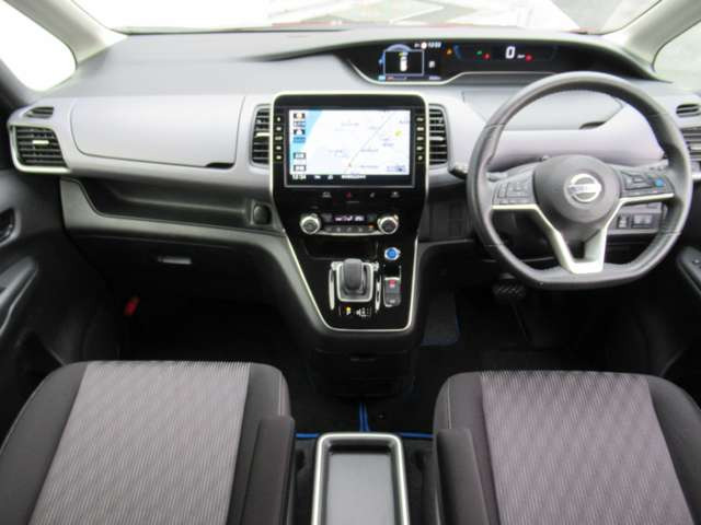 セレナ1.2 e-POWER ハイウェイスターV