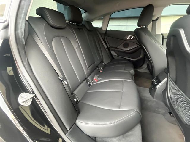 ���㕔���Ȃ��C�ɂȂ�悤�ȃL�Y�E�����ւ��蓙�A�傫�ȃ_���[�W�͂Ȃ��A�ǍD�ȏ�Ԃł��B