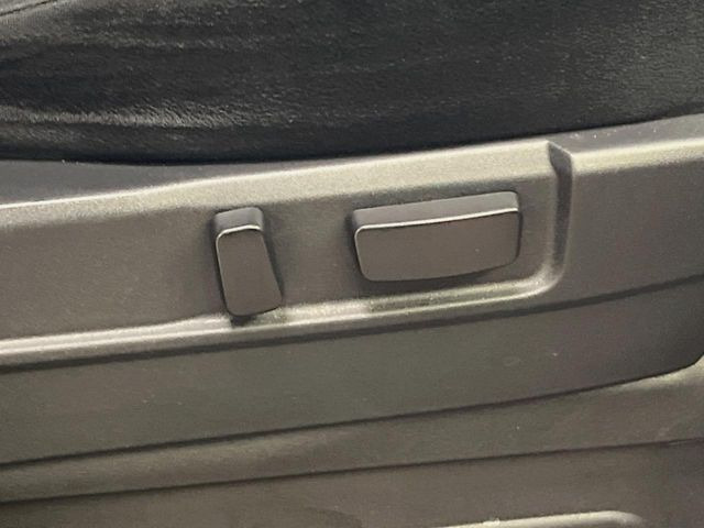 �y�p���[�V�[�g�z�X�C�b�`��ŊȒP�ɃV�[�g�̔��������\!�d��������͂�����܂���!���K�ȃV�[�g�|�W�V�����ɃZ�b�g���āA���K�ȃh���C�u�����y���݂��������B