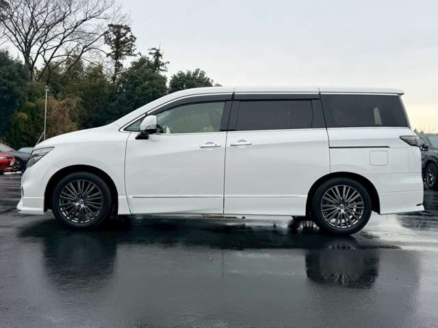 ���X�݌ɂ͊O���A�����N���[�j���O��ɓW�����A�����Ď��̏C�����̗L���A���[�^�[��������̗L������O�ҋ@�ւɂ�錟����S����{���Ă���܂��B�Ԍ��A�����A����h�������ЂőΉ��ł��܂��̂ł����S���������B