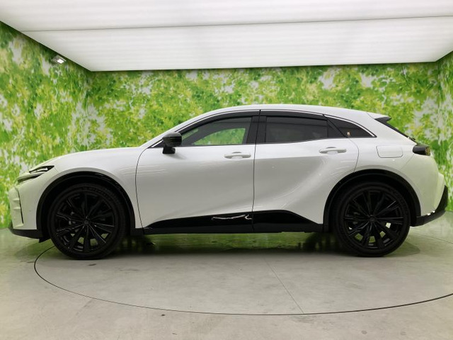 クラウンスポーツ2.5 Z E-Four 4WD