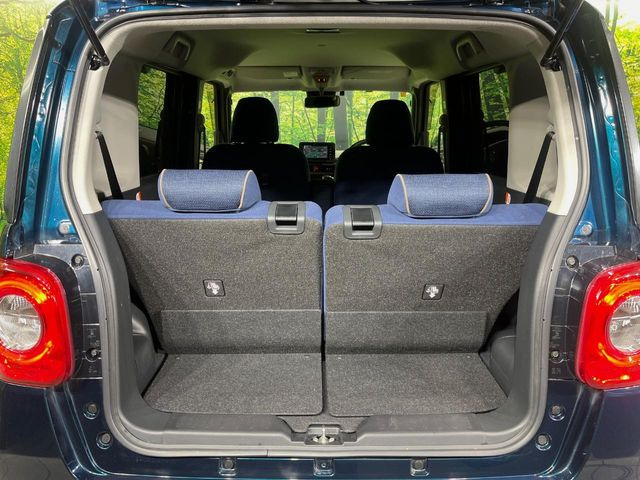 ���i�̂���������ʋ΁A���}���ɏ\���ȉ׎��X�y�[�X���m�ۂ��Ă���܂��B�Z�J���h�V�[�g��|���ƁA�傫�ȉו��̐ύڂ��\�ł���