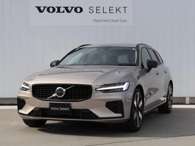 V60ウルトラ T6  AWD プラグインハイブリッド 4WD