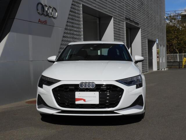 A3セダン30 TFSI アドバンスド