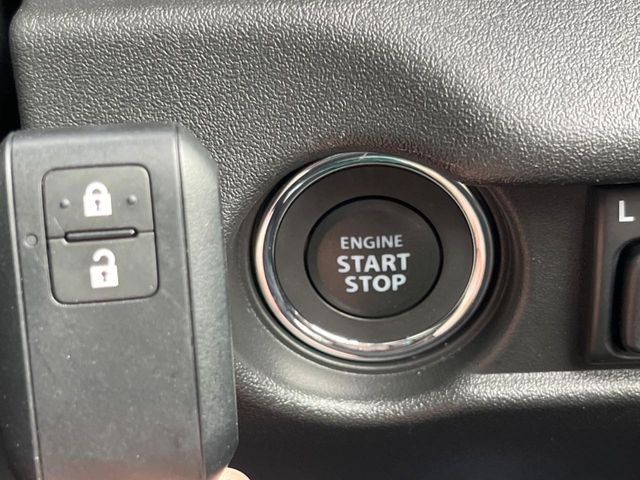 �y�L�[���X�X�^�[�g�V�X�e���z�J�o����|�P�b�g�ɓ��ꂽ�܂܂ł��h�A�̎{���E�������\�ȃX�}�[�g�L�[�𑕔��B�G���W���̃I���E�I�t�����J�M�����o���K�v����������Ƃ��Ă��֗��ł���