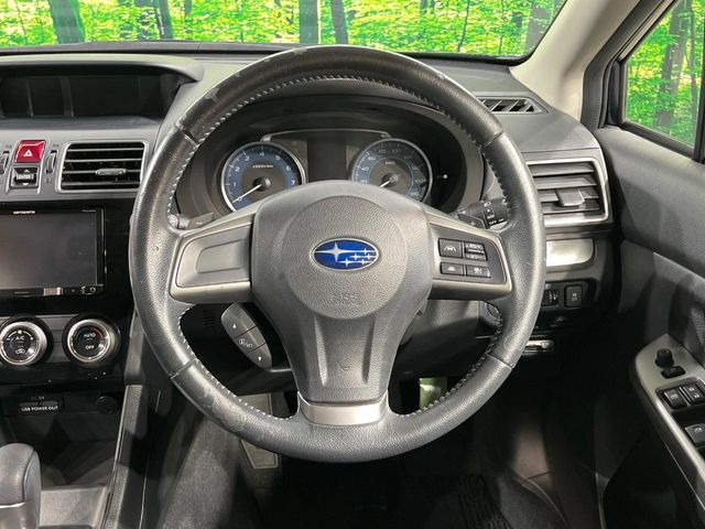 �y�����v�����X�e�A�����O�z�㎿�Ȋv���g�p���邱�ƂŁA��ɂ����������݂ƂĂ��^�]���₷���n���h���ł���