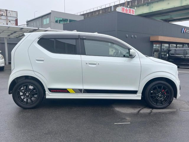 �������x�̃K���X�疌�ŝ����͂������A�㎿�ȃc���E����������B���O����_���J�����؂Ȉ��Ԃ�ی삵�A�F�����E�򉻂�h�~�B�u�e�X�v���b�V���R�[�g�v�A�u�e�v���~�b�T�R�[�g�v���炨�I�т��������܂��B