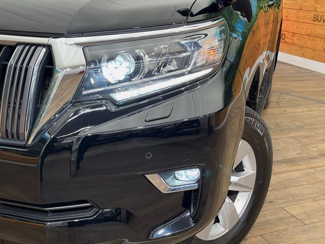 �yLED�w�b�h���C�g�z���V����ԑ��s�����ǍD�Ȏ��E���m�ۂ����S���ĉ^�]�ł��鍂�P�xLED�w�b�h���C�g�𑕔�!�_�����x�������A����d�͂��}�����Ă��܂��B