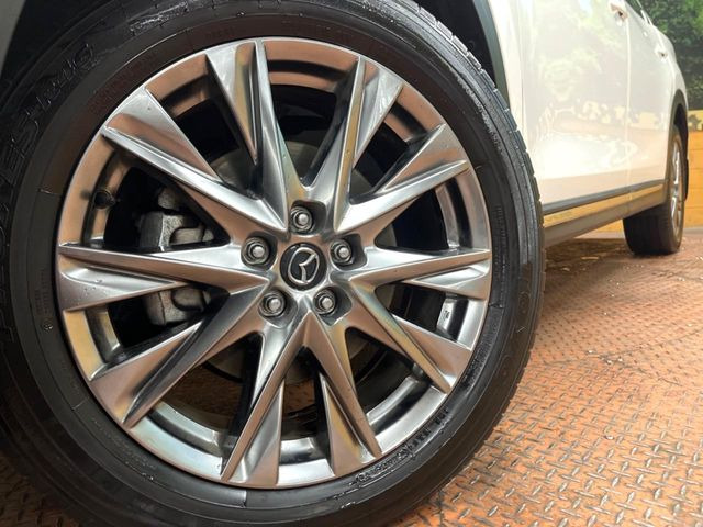 �y����19�C���`�A���~�z�C�[���z�O�ςɃ}�b�`���������A���~�z�C�[���𑕒����Ă���܂��B�e��ЊO�A���~�z�C�[����A�X�^�b�h���X�^�C�����戵�����Ă���܂��B���񂲑��k����������