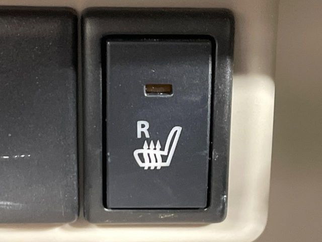 �y�V�[�g�q�[�^�[�z�������ɏd�󂷂�V�[�g�q�[�^�[!�G�A�R����葁�����܂��Ă����̂Ŋ�����̐l�����S�ł��ˁ�G�A�R���̉����͊������邩����A�Ƃ������ɂ����������߂ł��B