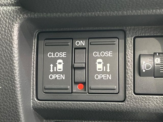 ステップワゴン2.0 e:HEV スパーダ