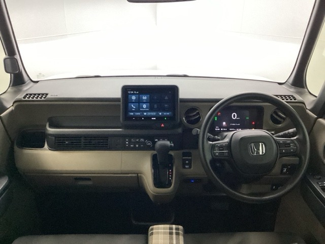 N-BOXジョイ モノトーン