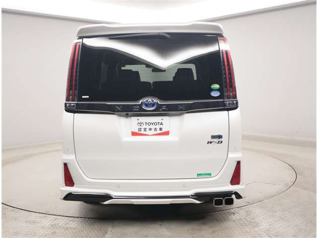 ノア1.8 ハイブリッド Si W×B II