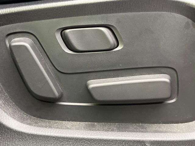 �y�p���[�V�[�g�z�X�C�b�`��ŊȒP�ɃV�[�g�̔��������\!�d��������͂�����܂���!���K�ȃV�[�g�|�W�V�����ɃZ�b�g���āA���K�ȃh���C�u�����y���݂��������B