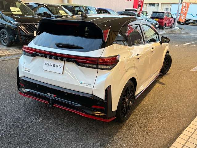 ノートオーラ1.2 NISMO チューンド e-POWER 4WD