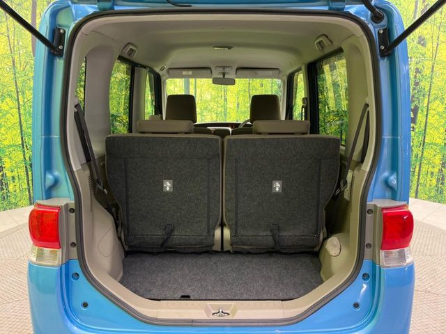 ���i�̂���������ʋ΁A���}���ɏ\���ȉ׎��X�y�[�X���m�ۂ��Ă���܂��B�Z�J���h�V�[�g��|���ƁA�傫�ȉו��̐ύڂ��\�ł���