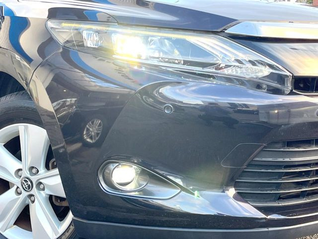 �yLED�w�b�h���C�g�z���V����ԑ��s�����ǍD�Ȏ��E���m�ۂ����S���ĉ^�]�ł��鍂�P�xLED�w�b�h���C�g�𑕔�!�_�����x�������A����d�͂��}�����Ă��܂��B