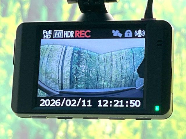 �y�h���C�u���R�[�_�[�z�h���C�u���R�[�_�[����!���s���͂������A������^�]�⎖�̂ɑ��������ہA�f���ŋL�^���A����̃��X�N�ɔ����܂��B���L�^�pSD�J�[�h�͂��q�l�����g�ł��������������K�v������܂��B