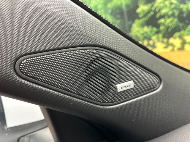 �yBOSE�T�E���h�V�X�e���t�������i�r�z�[���̃i�r�@�\�͂������A���x�ȃ`���[�j���O�\�͂����ڂ���Ă���A�������ȉ��y�����y���݂��������܂���