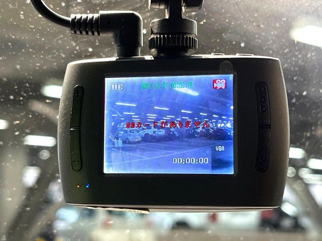 �y�h���C�u���R�[�_�[�z�h���C�u���R�[�_�[����!���s���͂������A������^�]�⎖�̂ɑ��������ہA�f���ŋL�^���A����̃��X�N�ɔ����܂��B���L�^�pSD�J�[�h�͂��q�l�����g�ł��������������K�v������܂��B