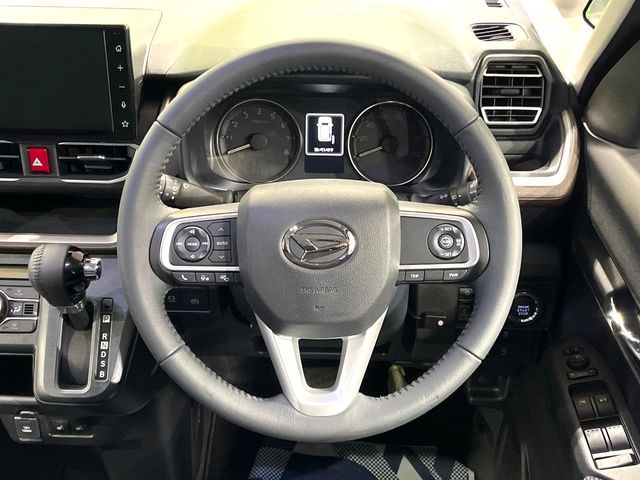 �y�����v�����X�e�A�����O�z�㎿�Ȋv���g�p���邱�ƂŁA��ɂ����������݂ƂĂ��^�]���₷���n���h���ł���