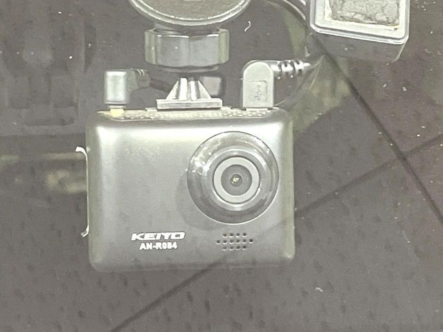 �y�h���C�u���R�[�_�[�z�h���C�u���R�[�_�[����!���s���͂������A������^�]�⎖�̂ɑ��������ہA�f���ŋL�^���A����̃��X�N�ɔ����܂��B���L�^�pSD�J�[�h�͂��q�l�����g�ł��������������K�v������܂��B