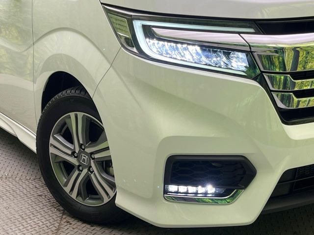 �yLED�w�b�h���C�g�z���V����ԑ��s�����ǍD�Ȏ��E���m�ۂ����S���ĉ^�]�ł��鍂�P�xLED�w�b�h���C�g�𑕔�!�_�����x�������A����d�͂��}�����Ă��܂��B