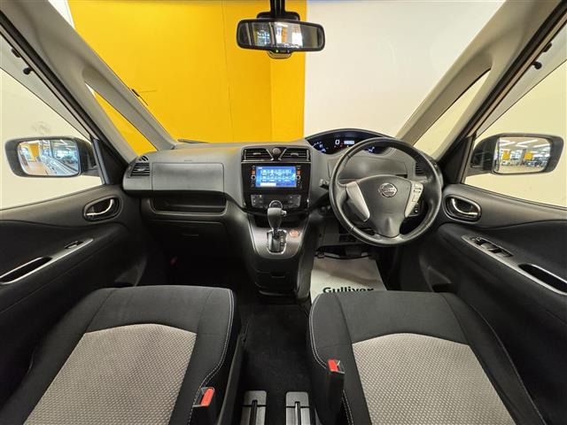 セレナ2.0 ライダー S-HYBRID