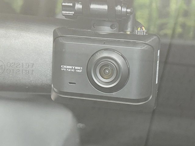 �y�h���C�u���R�[�_�[�z�h���C�u���R�[�_�[����!���s���͂������A������^�]�⎖�̂ɑ��������ہA�f���ŋL�^���A����̃��X�N�ɔ����܂��B���L�^�pSD�J�[�h�͂��q�l�����g�ł��������������K�v������܂��B