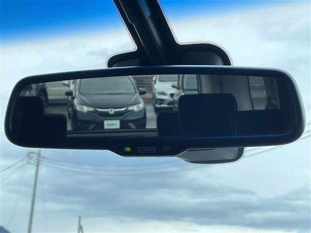 セレナ2.0 ハイウェイスター S-HYBRID