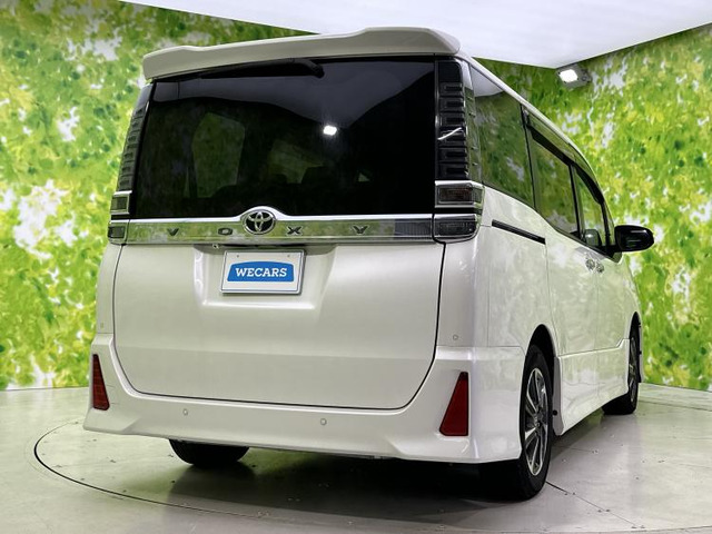 ヴォクシー2.0 ZS 煌III