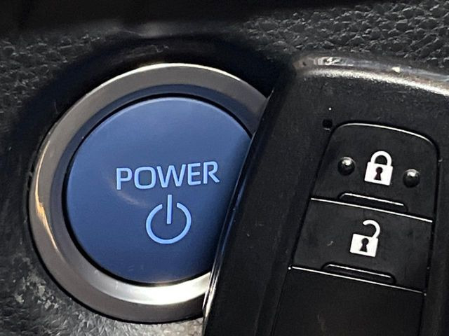 �y�X�}�[�g�L�[�z�J�o����|�P�b�g�ɓ��ꂽ�܂܂ł��h�A�̎{���E�������\�ȃX�}�[�g�L�[�𑕔��B�G���W���̃I���E�I�t�����J�M�����o���K�v����������Ƃ��Ă��֗��ł���