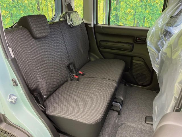 ���i���ȃI���W�i���t���A�}�b�g���I�v�V�����ɂĂ��p�ӂ��Ă���܂��B���D���ȃf�U�C����J���[�����Ԃɍ��킹�đI��ł����������Ƃ��ł��܂���