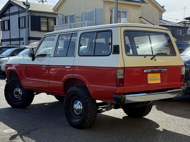 ランドクルーザー804.0 VX 4WD
