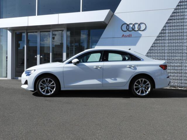 A3セダン30 TFSI アドバンスド