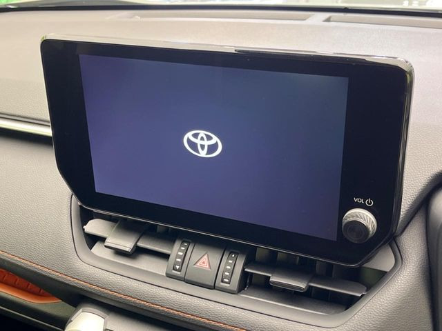 �y10.5�C���` �f�B�X�v���C�I�[�f�B�I�z���ʂ̃f�B�X�v���C��AppleCarPlay��AndroidAuto�����p�\�B�傫�ȉ�ʂŃX�}�z�i�r�A�v���������p���������܂���