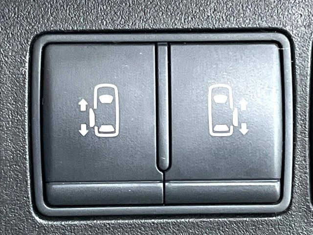 �y�����p���[�X���C�h�h�A�z�X�}�[�g�L�[��^�]�Ȃ̃X�C�b�`�Ō�ȗ����X���C�h�h�A�̊J���\���d��������͂����ăh�A���J����K�v�������A�����Ȃ��q�l�ł��ȒP�ɊJ���߂ł����K�ł���